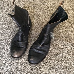 Steve Madden ankle leather boots